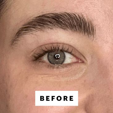 Felbin before applying the Maybelline New York Lash Sensational Body Waterproof Mascara